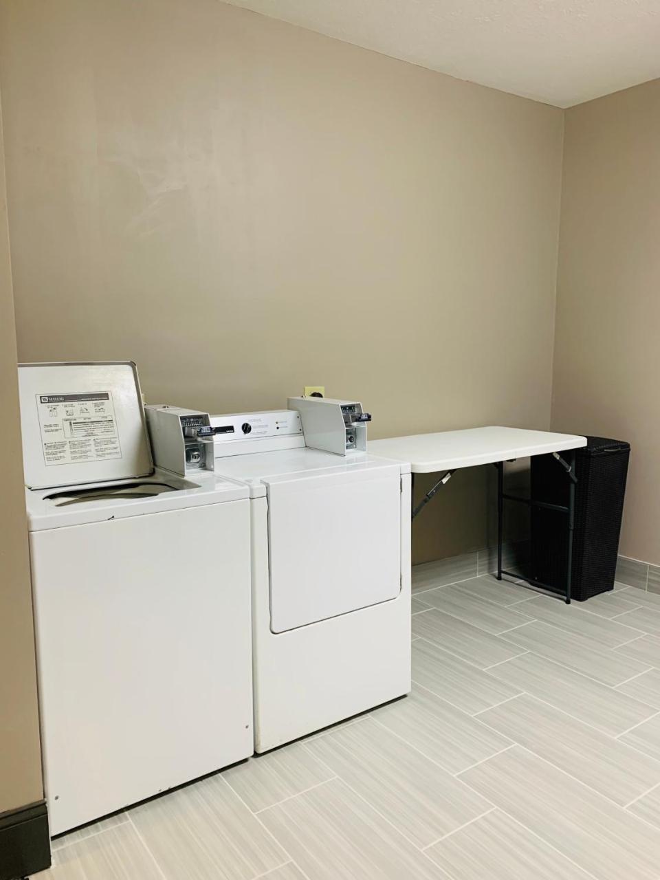 Countryside Suites Lincoln I-80 Extérieur photo